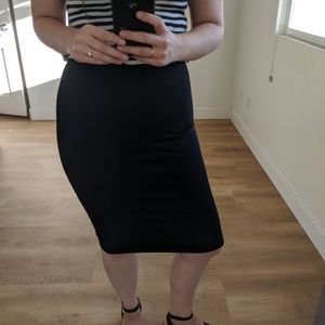 American Apparel mid-length pencil skirt